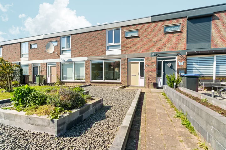 Mr. van Houtenstraat 4 in Nijmegen foto