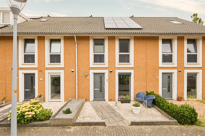 Muiderpoort 5 in Nieuw-Vennep foto