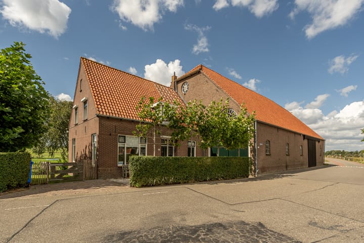 Munnikendijk 58 in Westmaas foto