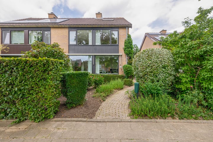 Munnikenland 11 in Sleeuwijk