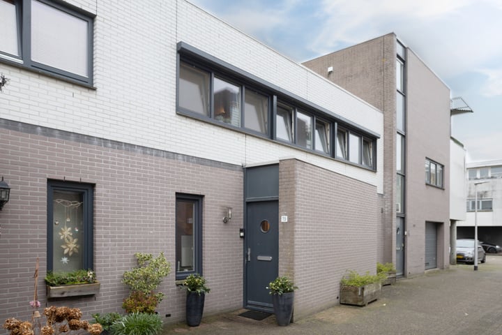 Munstergeleenhof 19 in Tilburg foto