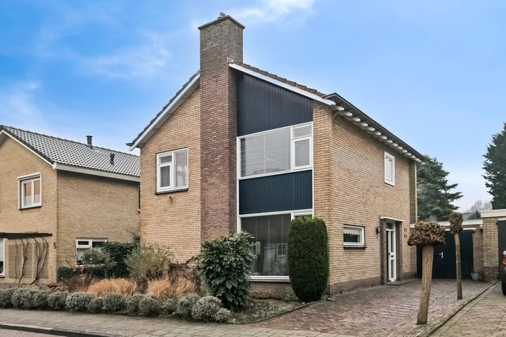 Muntzstraat 7 in Heino foto