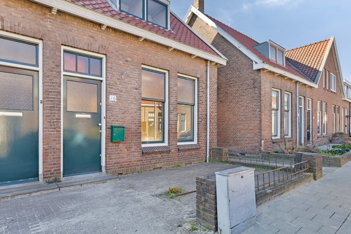 Murraystraat 76 in Pernis Rotterdam foto