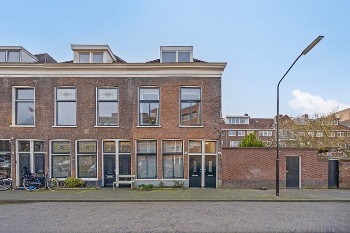 Muys van Holystraat 24 in Dordrecht foto