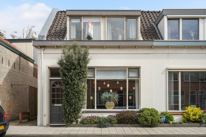 Foto van woning Naaldwijkseweg 156, 's-Gravenzande