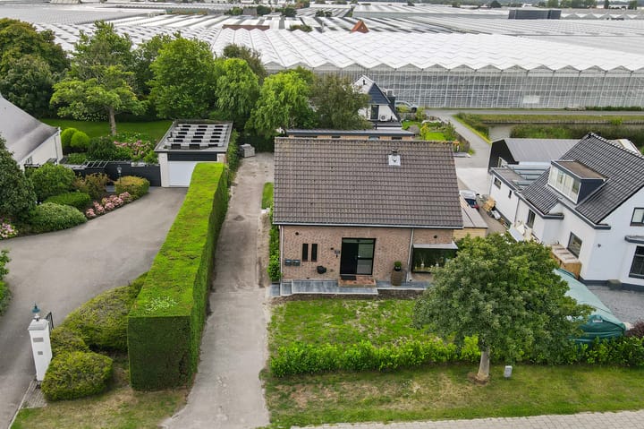 Naaldwijkseweg 227 in 's-Gravenzande