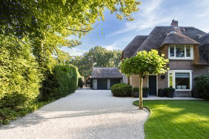 Naarderstraat 223 in Huizen foto