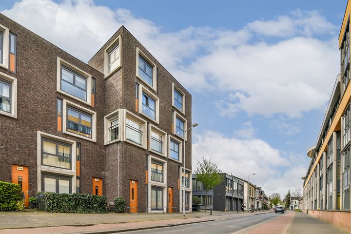 Naarderstraat 29E in Hilversum foto