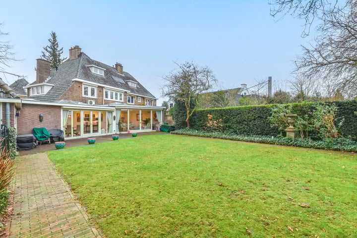Naarderstraat 43 in Laren foto