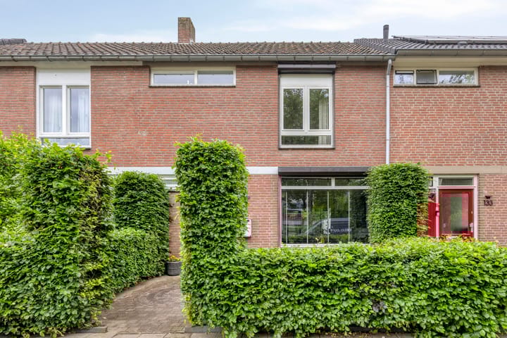 Nachtegaallaan 131 in Helmond foto