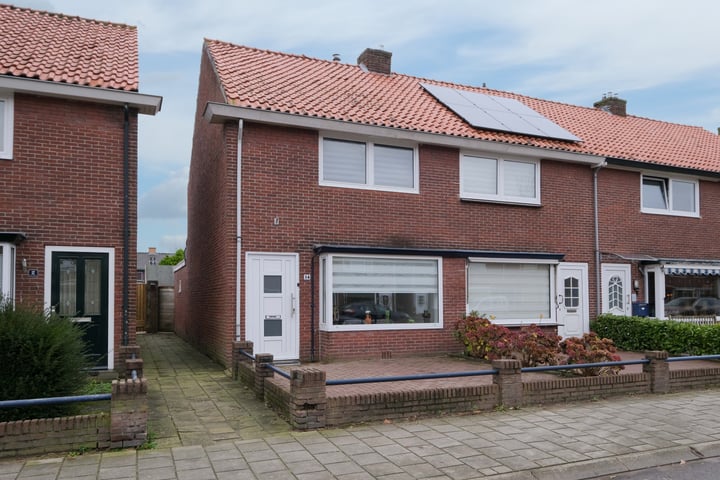 Nachtegaalstraat 14 in Almelo foto
