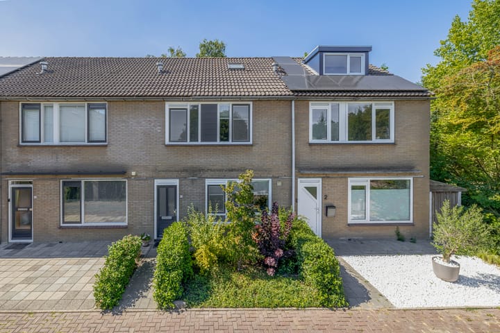 Nachtegaalstraat 4 in Sommelsdijk foto