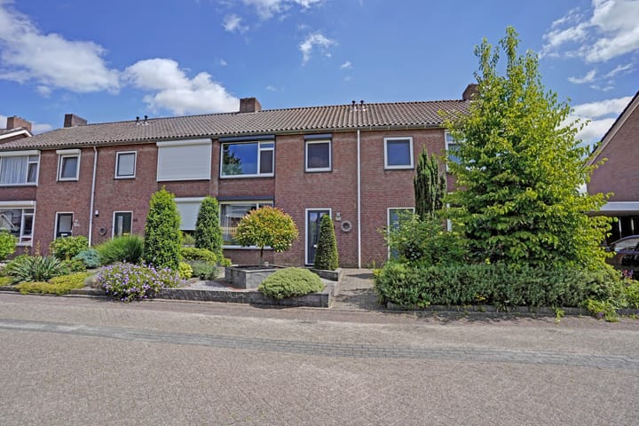 Nachtegaalstraat 42 in Haaksbergen