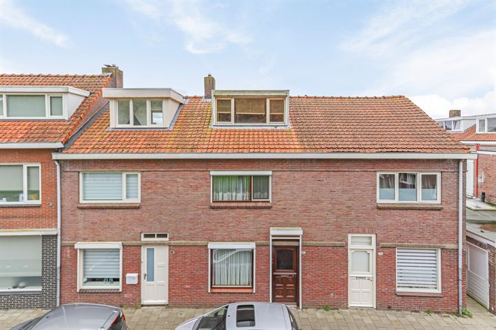 Nachtegaalstraat 6 in Tilburg foto