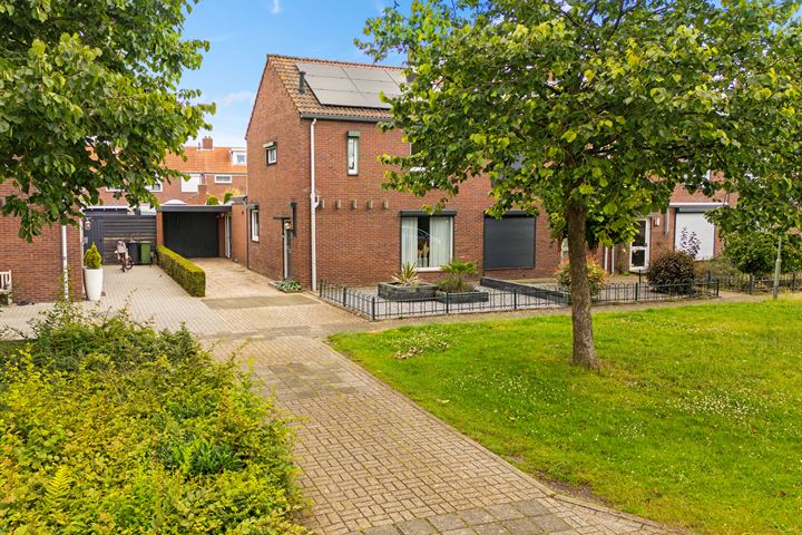 Nachtegaalstraat 6 in Reuver foto