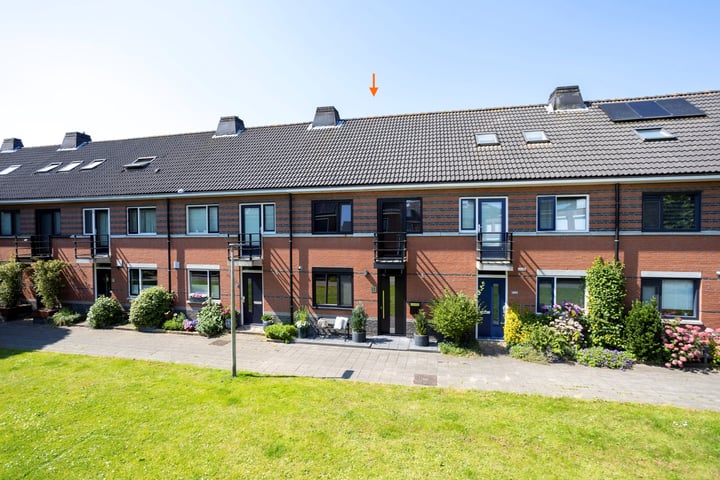 Narcisplantsoen 11 in Berkel en Rodenrijs foto