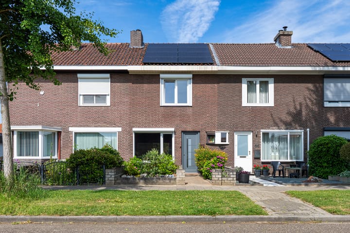 Narcissensingel 68 in Geleen foto