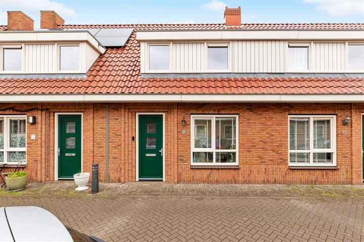 Narvastraat 10 in Zaandam foto