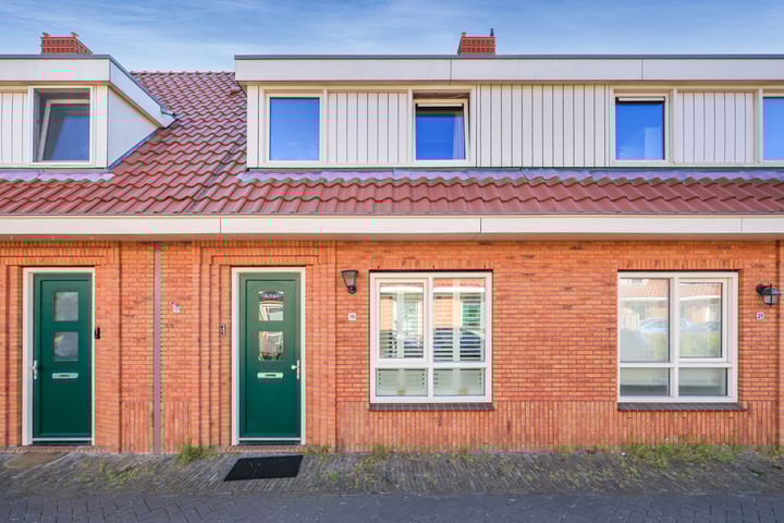 Narvastraat 19 in Zaandam foto