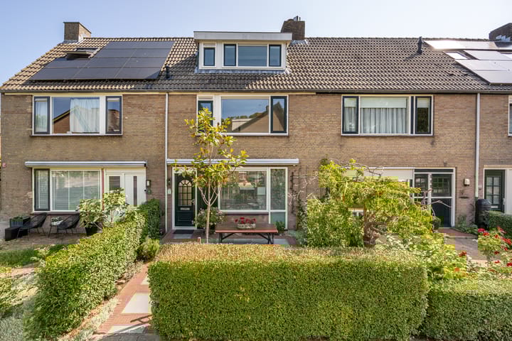 Nassaulaan 13 in Zoeterwoude foto