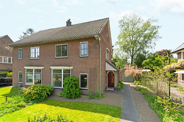 Nassaulaan 16 in Oosterbeek foto