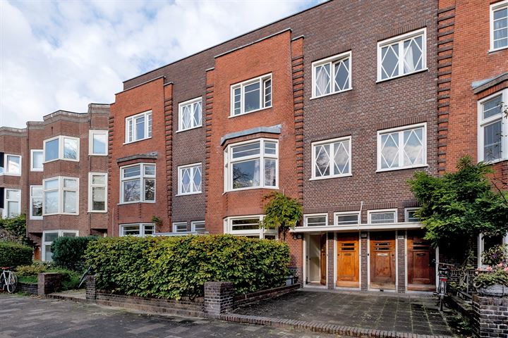 Nassaulaan 27 in Groningen foto