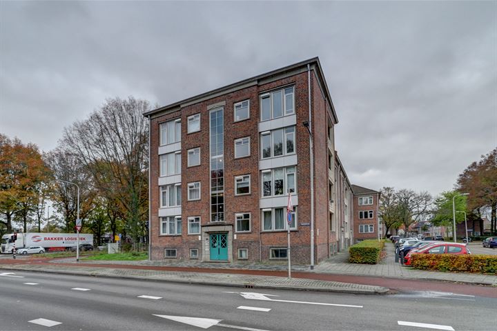 Nassauplein 3 in Tilburg foto