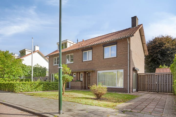 Nassaustraat 10 in Son en Breugel foto
