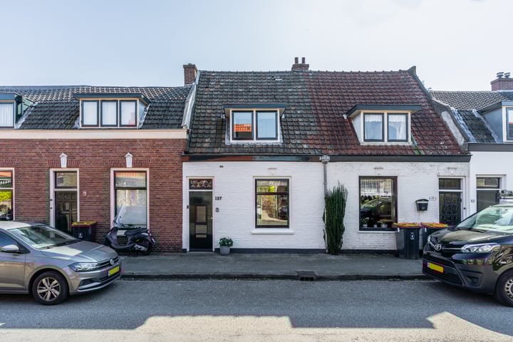 Nassaustraat 137 in Maarssen foto