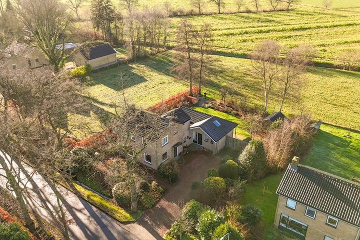 Natuurschoonweg 31 in Nietap foto
