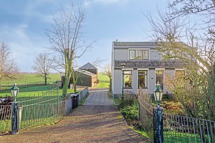 Nauernasche Vaartdijk 7 in Westzaan foto