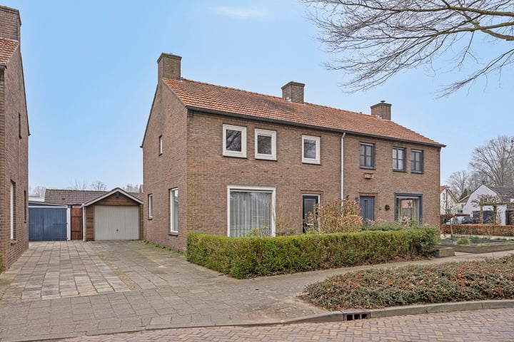 Nederhof 16 in Berlicum foto