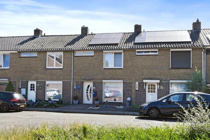 Nedermaaslaan 38 in Weert