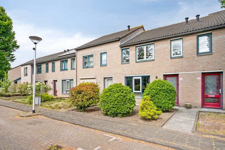 Nemerlaerhof 168 in Helmond foto