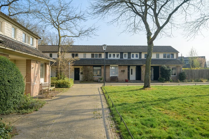 Neteltuin 6 in Breda foto