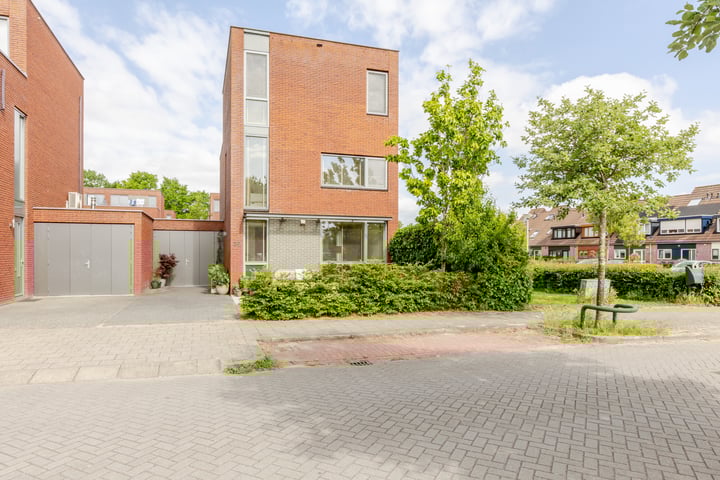 Nicolaas Beetslaan 39 in Moordrecht foto