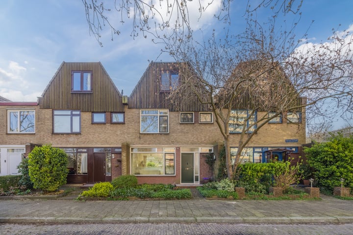 Nicolaas Beetslaan 4 in Delft foto