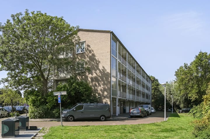 Nicolaas Beetslaan 41 in Voorburg foto