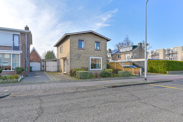 Nicolaas Beetsstraat 9 in Hoogeveen foto