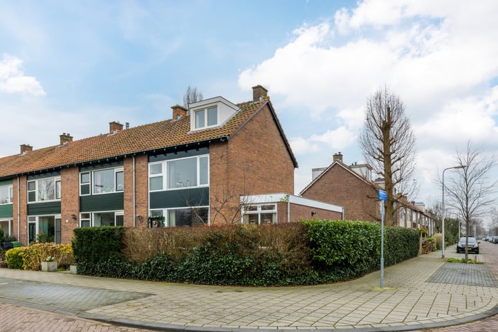 Nicolaas Maeskade 19 in Voorschoten foto
