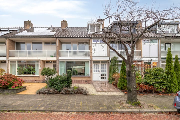 Nicolaas Maeslaan 7 in Oegstgeest