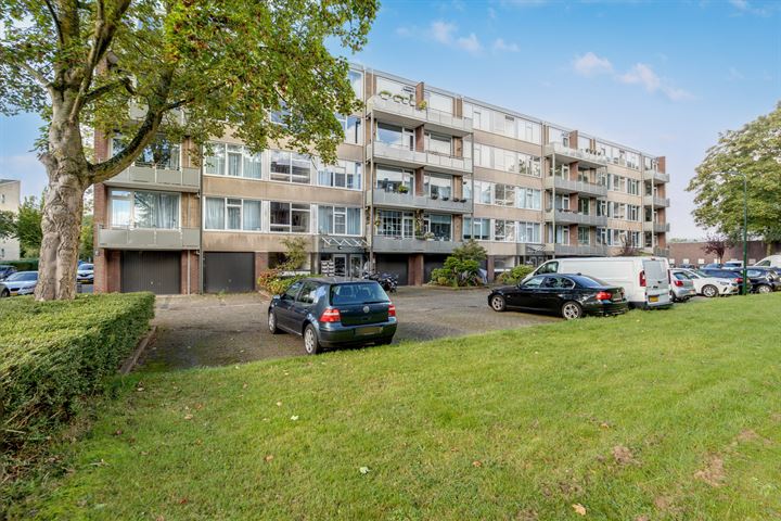 Nicolaas Maesstraat 144 in Maarssen foto