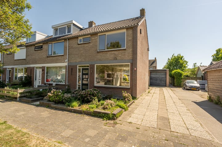 Foto van woning Nicolaas van Puttenstraat 2, Goudswaard