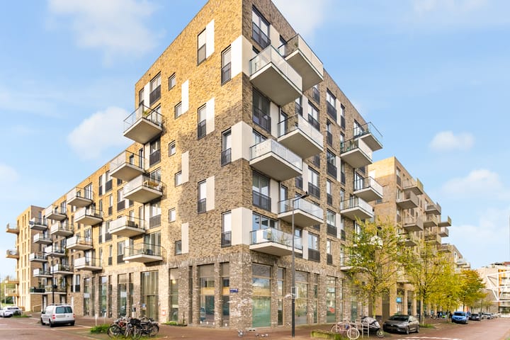 Nida Senffstraat 125 in Amsterdam