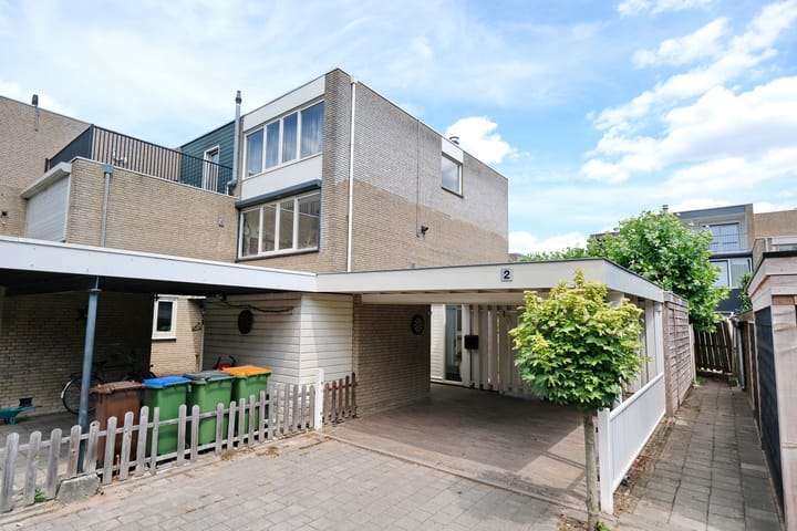 Nienhof 2 in Ede foto