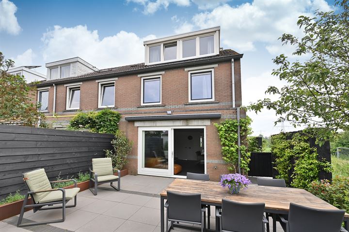 Nienhuis Ruijskade 128 in Muiderberg foto