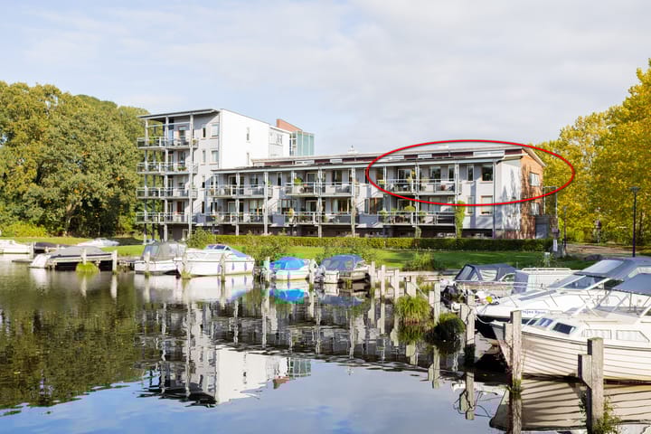 Nienoordshaven 39 in Leek foto