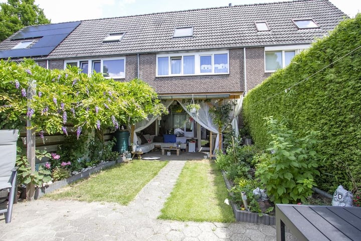 Nierhoven 6 in Weert foto