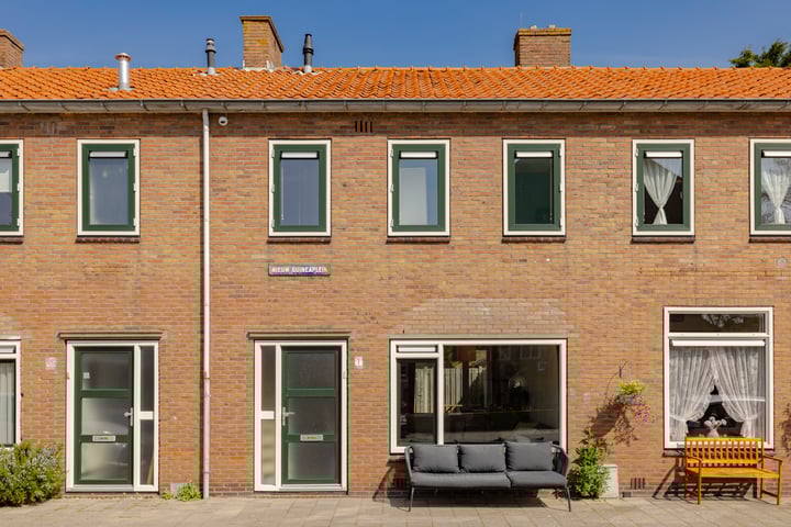 Nieuw Guineaplein 1 in Haarlem foto