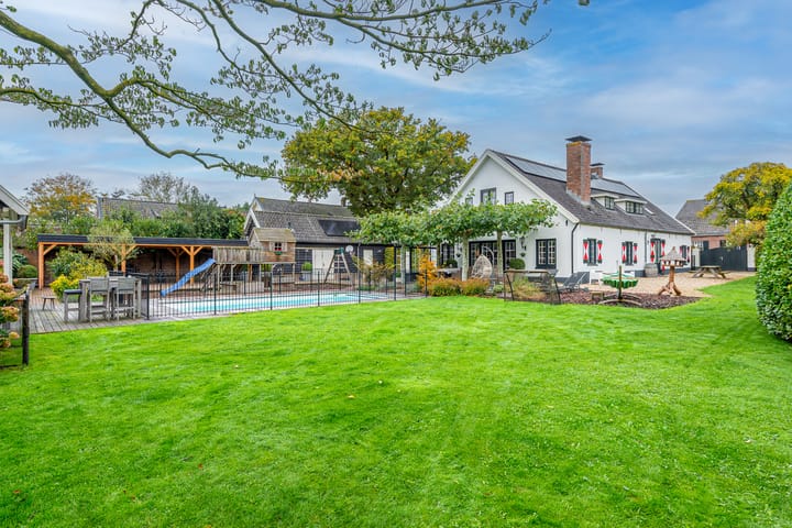 Foto van woning Nieuw-Loosdrechtsedijk 175, Loosdrecht